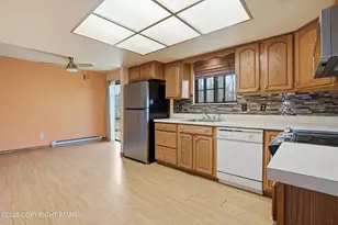 5040 Pine Ridge Rd, East Stroudsburg, PA 18302 - Photo 6