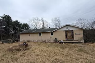 260 Creek Rd, Wapwallopen, PA 18660 - Photo 2