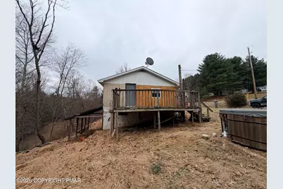  260 Creek Road, Wapwallopen, PA 18660 - Photo 4