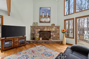 273 Partridge Dr, Pocono Lake, PA 18347 - Photo 16