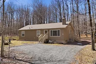 79 Wild Turkey Cir, Lake Ariel, PA 18436 - Photo 2