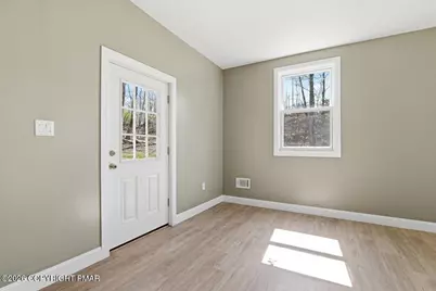  134 Barton Circle, Bartonsville, PA 18321 - Photo 14