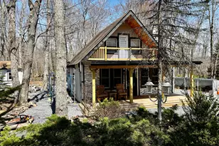 268 Berry Ln, Pocono Lake, PA 18347 - Photo 10