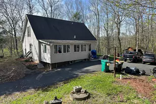 99 Mt Nebo Rd, East Stroudsburg, PA 18301 - Photo 4