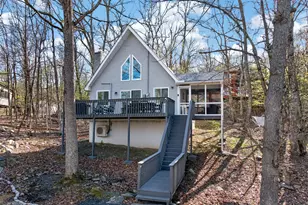 3166 Cherry Ridge Rd, Bushkill, PA 18324 - Photo 4