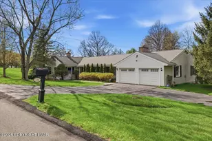 120 Jermyn Dr, South Abington Township, PA 18411 - Photo 2