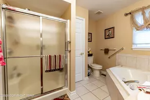 4035 Ross Rd, Bethlehem, PA 18020 - Photo 36