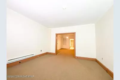  326 Lehigh Avenue, Palmerton, PA 18071 - Photo 4