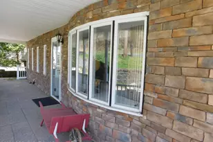 194 Roosevelt Dr, Morea, PA 17948 - Photo 4