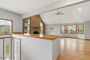 324 Eastshore Dr, East Stroudsburg, PA 18301 - Photo 4