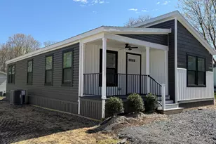 425 Upper PMHE N Dr, East Stroudsburg, PA 18302 - Photo 2