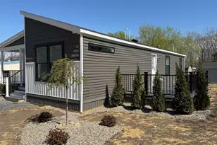 425 Upper PMHE N Dr, East Stroudsburg, PA 18302 - Photo 4