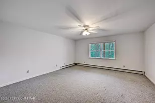 4018 Manor Dr, Stroudsburg, PA 18360 - Photo 48