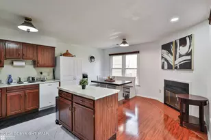 8332 Willow Run, Fogelsville, PA 18051 - Photo 12