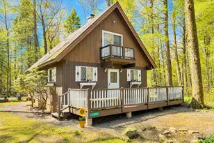131 Colt Pl, Tobyhanna, PA 18466 - Photo 1