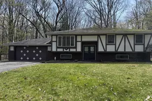 134 Jackson Dr, East Stroudsburg, PA 18302 - Photo 1