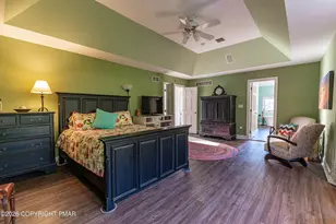 4260 Farmersville Ct, Bethlehem, PA 18020 - Photo 6