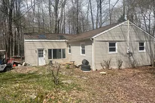 204 Pima Pl, Pocono Lake, PA 18347 - Photo 2