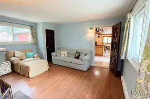 130 E Lakeview Dr, Dingmans Ferry, PA 18328 - Photo 28