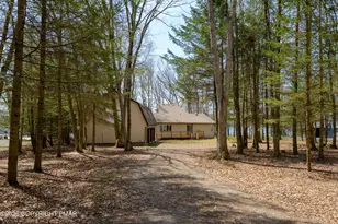 355 Bear Creek Lake Dr, Jim Thorpe, PA 18229 - Photo 8