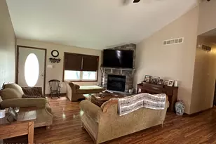 2748 Locust Ridge Rd, Pocono Lake, PA 18347 - Photo 6