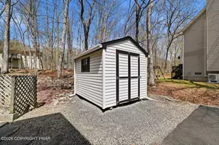 338 Fernwood Dr, East Stroudsburg, PA 18301 - Photo 40