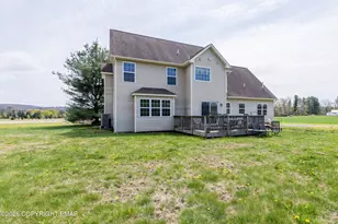707 Gilbert Rd, Gilbert, PA 18331 - Photo 54