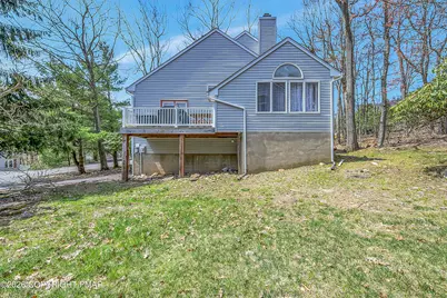  9 Rockspring Court, Lake Harmony, PA 18624 - Photo 6