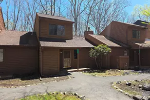 317 Keswick Ave, Bushkill, PA 18324 - Photo 1