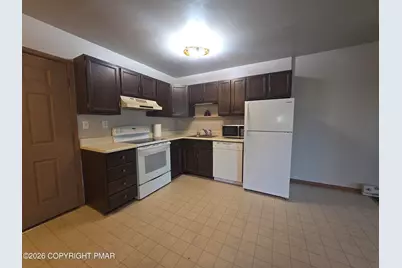  317 Keswick Avenue, Bushkill, PA 18324 - Photo 14