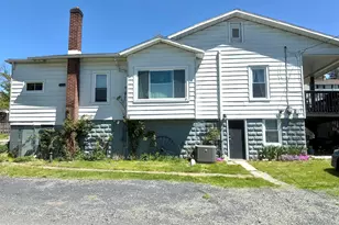 301 Oak St, Jim Thorpe, PA 18229 - Photo 2