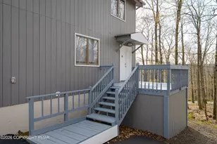 5074 Woodbridge Dr, Bushkill, PA 18324 - Photo 24
