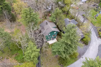  119 Falls Drive, Buck Hill Falls, PA 18323 - Photo 4