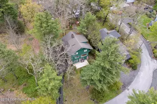 119 Falls Dr, Buck Hill Falls, PA 18323 - Photo 4
