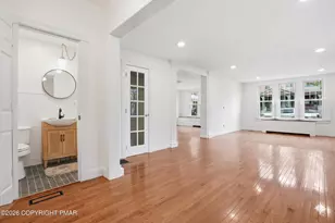 211 N 6th St, Stroudsburg, PA 18360 - Photo 16