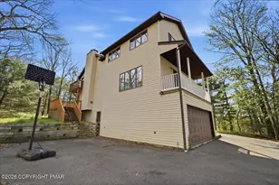 3227 Mountain View Dr, Tannersville, PA 18372 - Photo 8
