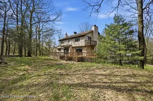 3227 Mountain View Dr, Tannersville, PA 18372 - Photo 14