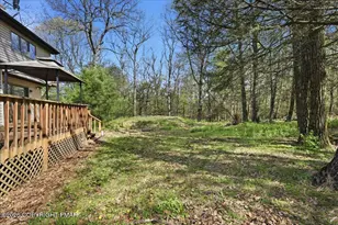 3227 Mountain View Dr, Tannersville, PA 18372 - Photo 12