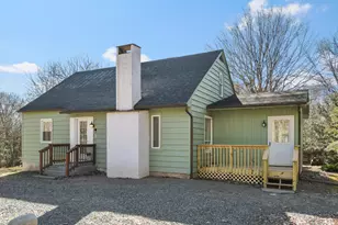 5408 Sengle Ln, Cresco, PA 18326 - Photo 8