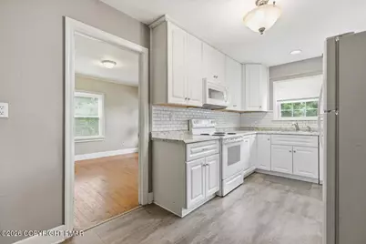  122 Ransberry Avenue, East Stroudsburg, PA 18301 - Photo 6