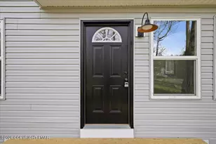 4554 Briarcliff Terrace, Tobyhanna, PA 18466 - Photo 4