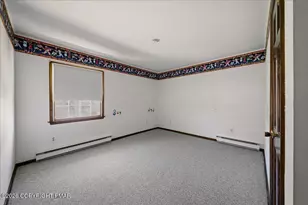 30 Yorktown Rd, Mountain Top, PA 18707 - Photo 20