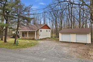 8749 Kings Way, Kunkletown, PA 18058 - Photo 4