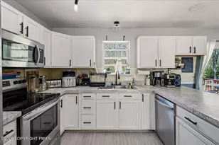 211 Bear Medicine Cir, Effort, PA 18330 - Photo 8