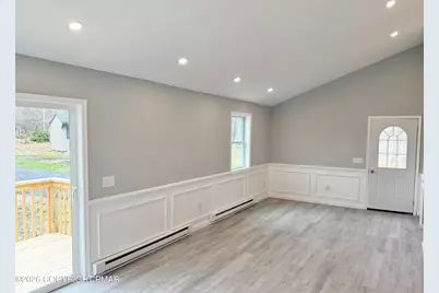  229 Hummingbird Trail, Bushkill, PA 18324 - Photo 4