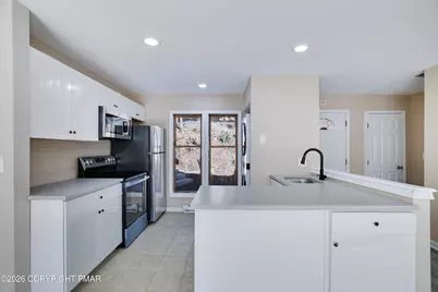  417 Hickory Drive, Tannersville, PA 18372 - Photo 24