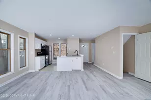 417 Hickory Dr, Tannersville, PA 18372 - Photo 12