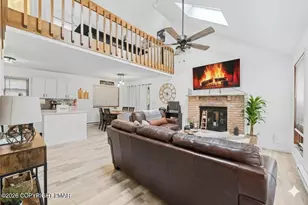 4758 Brentwood Dr, Tobyhanna, PA 18466 - Photo 2