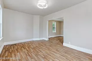 949 Wyandotte St, Bethlehem, PA 18015 - Photo 4