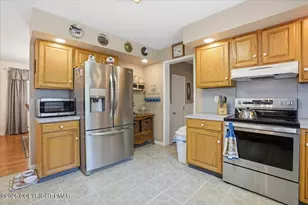 129 Witch Hazel Way, Stroudsburg, PA 18360 - Photo 32